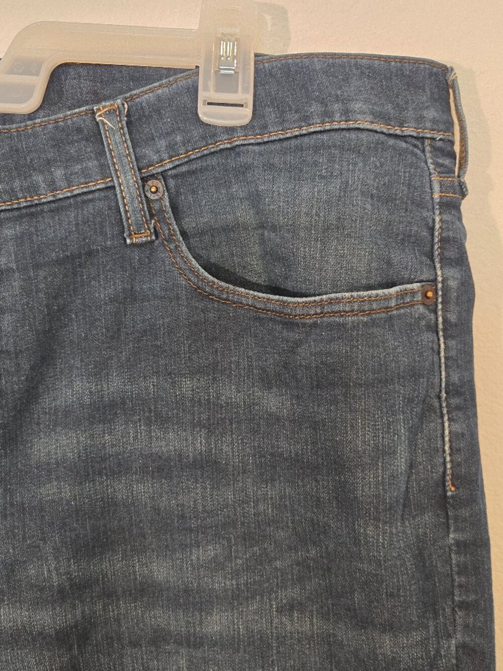 Levi's 541 44x30 gently used - Picture 2 of 9